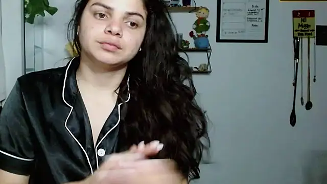 Snapshot of Nikkykora15 chatting on September 30, 1:10 am Nikkykora15 online show from September 30, 1:10 am