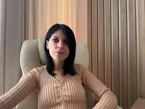 Snapshot of InjaAtHome chatting on October 20, 8:48 am InjaAtHome online show from October 20, 8:48 am