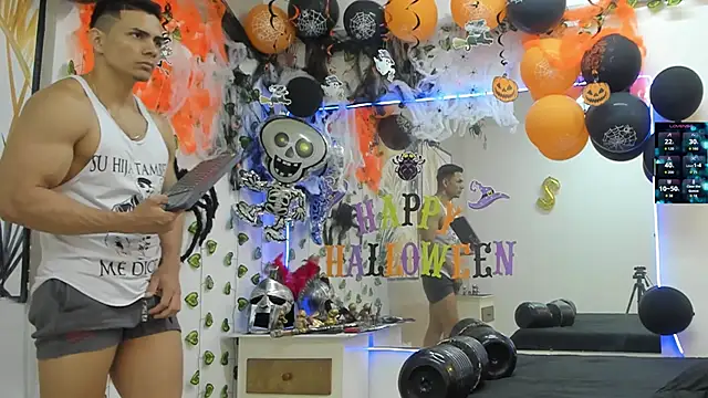 Snapshot of ChoreyTaiylor chatting on October 15, 3:23 pm ChoreyTaiylor online show from October 15, 3:23 pm