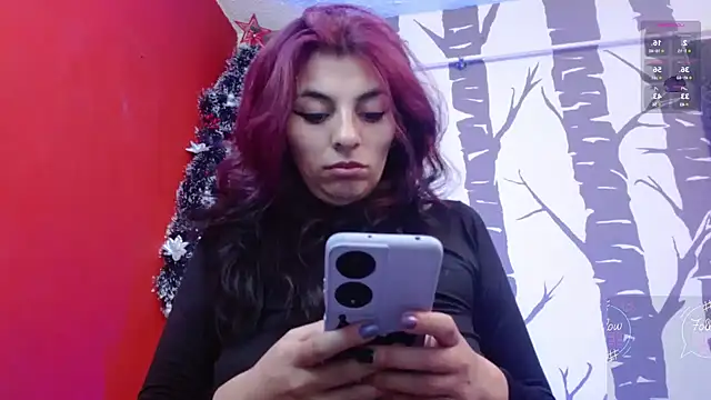 Snapshot of julieth_sex1 chatting on December 7, 1:07 pm julieth sex1 online show from December 7, 1:07 pm