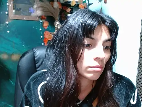 Snapshot of julieth_sex1 chatting on October 3, 3:58 am julieth sex1 online show from October 3, 3:58 am