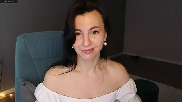 Mary love16 online show from March 5, 10:00 am