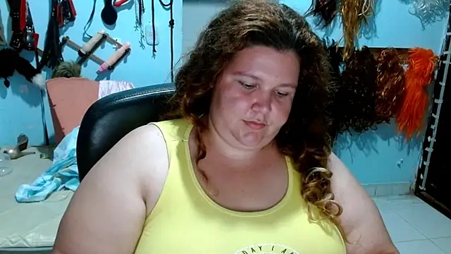 squirt322bbw online show from September 10, 9:15 pm