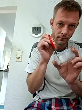 Snapshot of Percy_ohv chatting on November 5, 1:11 pm Percy ohv online show from November 5, 1:11 pm