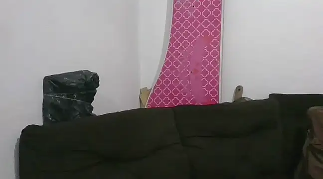 Snapshot of elperrys chatting on March 9, 11:25 pm elperrys online show from March 9, 11:25 pm