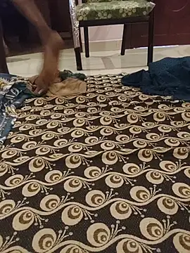 anjaanarun online show from February 4, 1:11 am