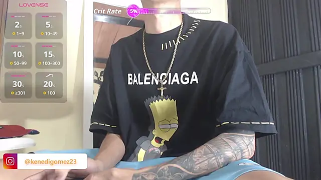 Snapshot of GaboReyes chatting on November 12, 3:45 pm GaboReyes online show from November 12, 3:45 pm