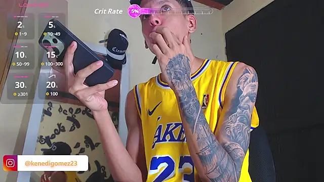 Snapshot of GaboReyes chatting on November 24, 2:06 pm GaboReyes online show from November 24, 2:06 pm