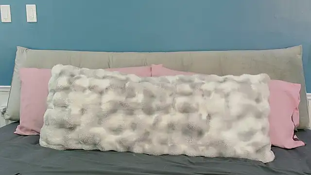 SaraBearXo online show from April 24, 11:56 am