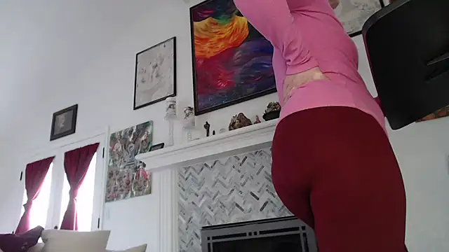 Snapshot of AuroraWillows chatting on February 17, 9:08 pm AuroraWillows online show from February 17, 9:08 pm