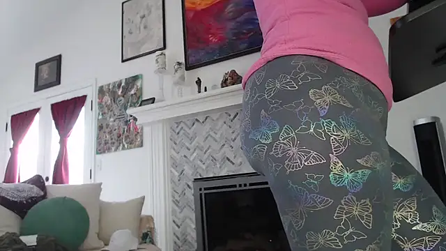 Snapshot of AuroraWillows chatting on March 19, 9:05 pm AuroraWillows online show from March 19, 9:05 pm