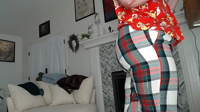 Snapshot of AuroraWillows chatting on November 10, 12:26 pm AuroraWillows online show from November 10, 12:26 pm