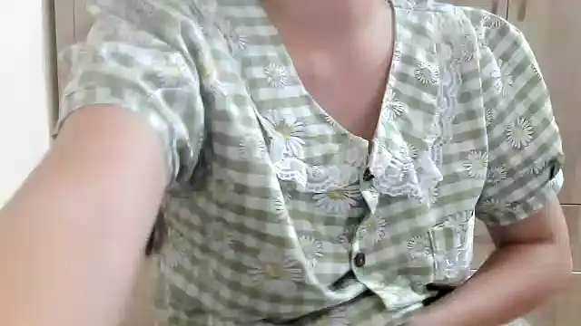 Snapshot of Beauty_Asian_Tina chatting on March 16, 1:17 am Beauty Asian Tina online show from March 16, 1:17 am