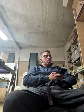 bajka76 online show from October 4, 11:30 am