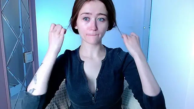 Snapshot of millllina chatting on February 11, 2:46 am millllina online show from February 11, 2:46 am