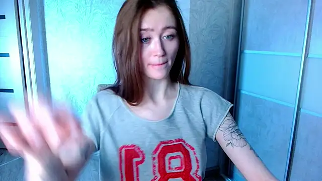 Snapshot of millllina chatting on February 23, 8:55 pm millllina online show from February 23, 8:55 pm