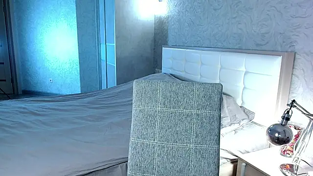 Snapshot of millllina chatting on March 3, 6:22 pm millllina online show from March 3, 6:22 pm