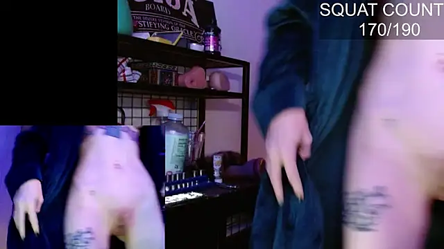 Snapshot of alicewonder09 chatting on December 3, 5:59 am alicewonder09 online show from December 3, 5:59 am