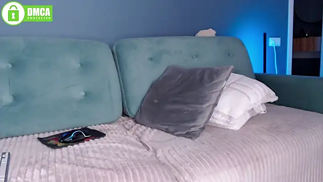 Snapshot of Alexperchik chatting on December 13, 1:44 pm Alexperchik online show from December 13, 1:44 pm