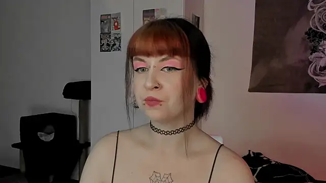 Snapshot of t0riayun0 chatting on December 4, 11:13 pm t0riayun0 online show from December 4, 11:13 pm