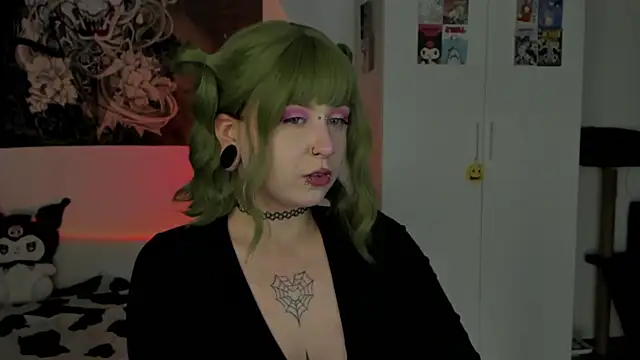 Snapshot of t0riayun0 chatting on January 29, 4:36 am t0riayun0 online show from January 29, 4:36 am