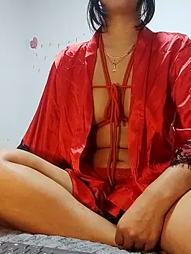 Amal Hadid online show from March 20, 11:23 pm