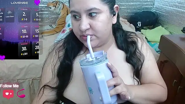 Snapshot of EMILY-NESSA chatting on September 16, 1:56 pm EMILY-NESSA online show from September 16, 1:56 pm