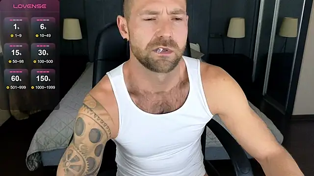 Snapshot of Rory_Reed chatting on October 20, 10:49 am Rory Reed online show from October 20, 10:49 am