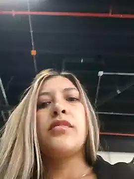 alana 69 online show from March 18, 10:24 pm