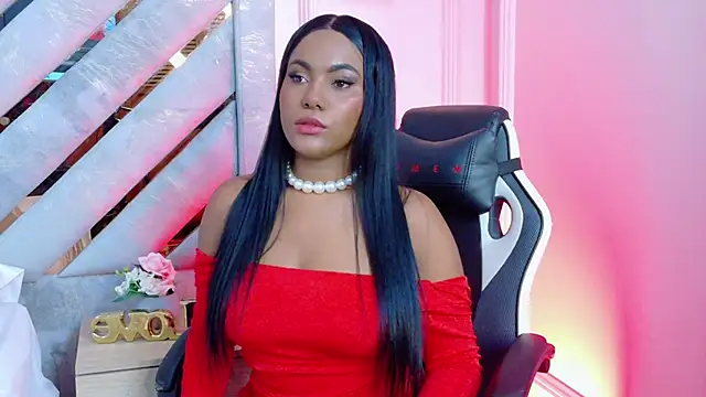 Sara Boom online show from December 5, 3:09 pm