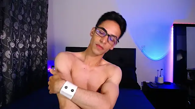 Snapshot of aodaboyyy chatting on January 14, 1:47 am aodaboyyy online show from January 14, 1:47 am