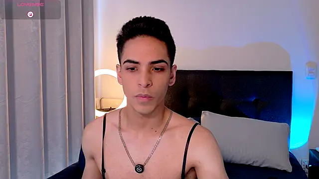 Snapshot of aodaboyyy chatting on October 19, 1:01 pm aodaboyyy online show from October 19, 1:01 pm