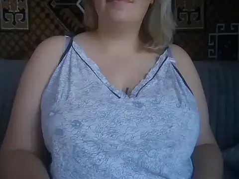 Diana Britt online show from September 12, 6:02 am