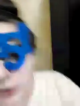 Snapshot of Snowbunnycake_131 chatting on January 1, 10:21 am Snowbunnycake 131 online show from January 1, 10:21 am