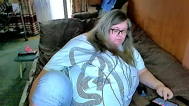 sex2 online show from March 14, 5:38 am