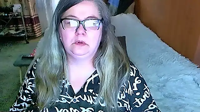 sex2 online show from March 18, 5:52 am