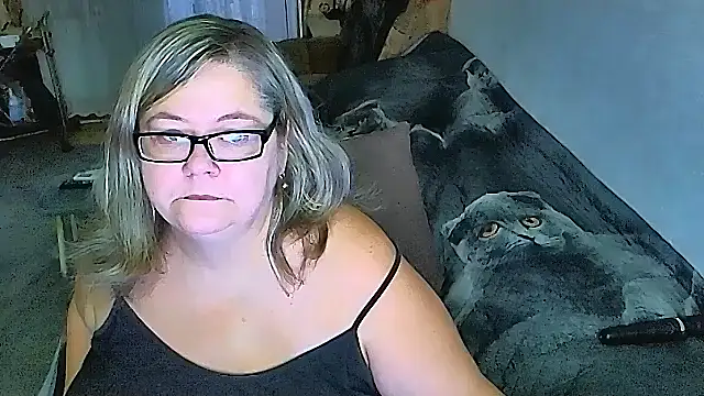 sex2 online show from September 12, 10:54 pm