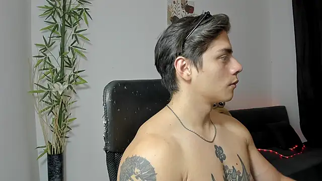 Giordano Russo online show from January 12, 10:22 pm