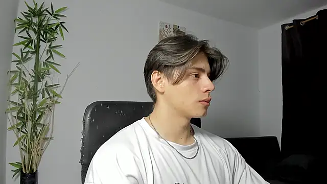 Giordano Russo online show from February 21, 2:39 am