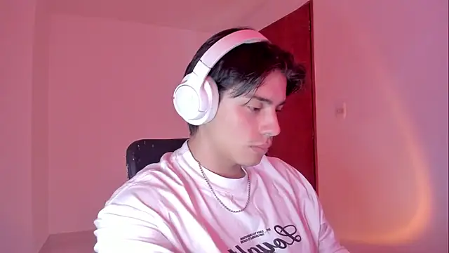 Giordano Russo online show from November 4, 8:41 pm