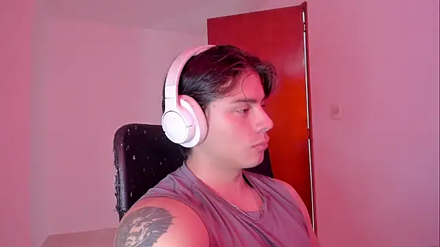 Giordano Russo online show from November 6, 8:54 pm