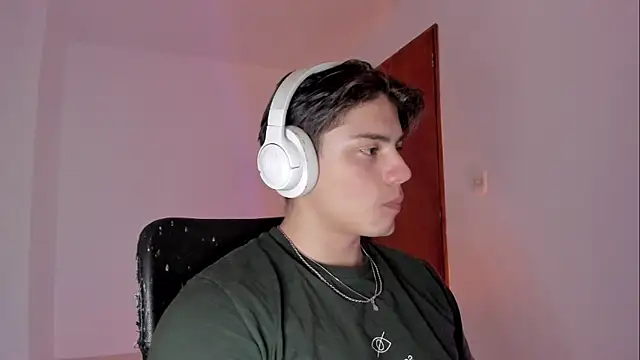 Giordano Russo online show from February 3, 8:03 pm