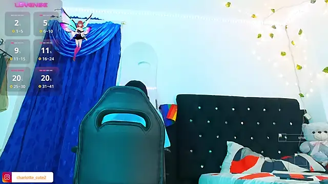 cute charlotte  online show from October 19, 1:39 am