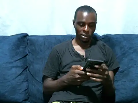 reezly online show from November 8, 10:08 pm