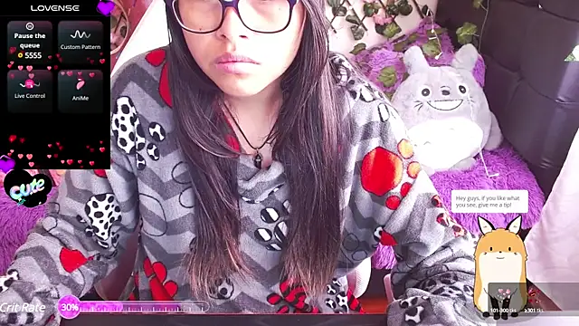 Snapshot of MidoriQuiinn chatting on February 3, 2:02 pm MidoriQuiinn online show from February 3, 2:02 pm