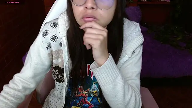 Snapshot of MidoriQuiinn chatting on November 5, 2:06 pm MidoriQuiinn online show from November 5, 2:06 pm