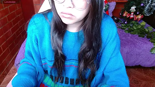 Snapshot of MidoriQuiinn chatting on December 14, 4:23 pm MidoriQuiinn online show from December 14, 4:23 pm