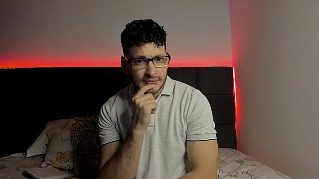 alejandro  2 online show from September 8, 9:47 pm