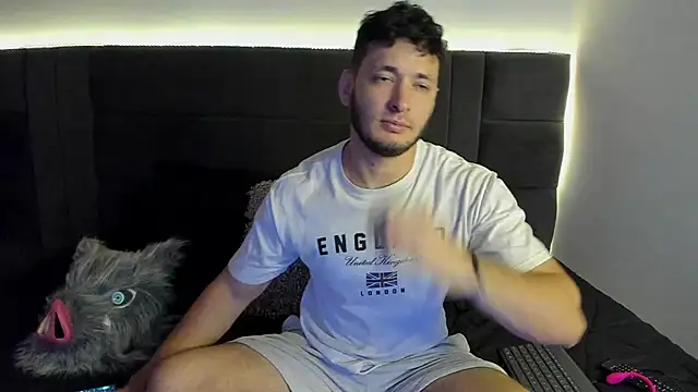 alejandro  2 online show from October 15, 4:29 pm