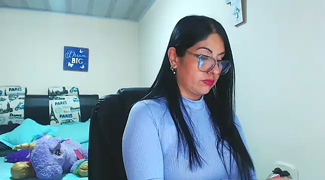 Snapshot of sahtlove1 chatting on January 23, 1:51 am sahtlove1 online show from January 23, 1:51 am